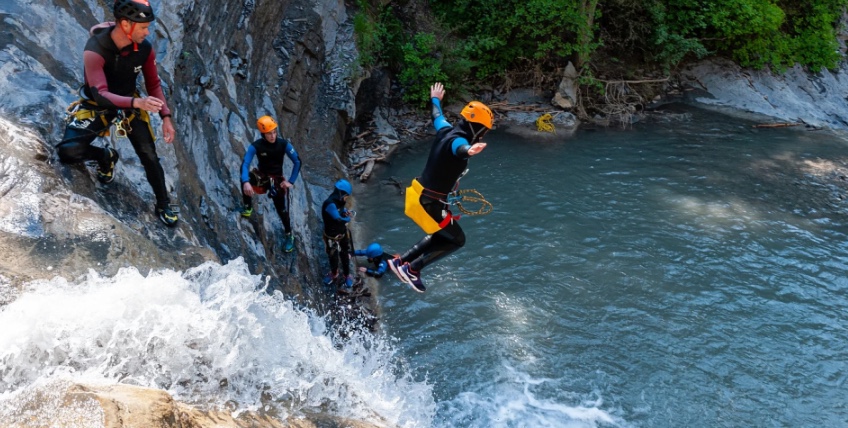 Saut dans les Gorges du Verdon